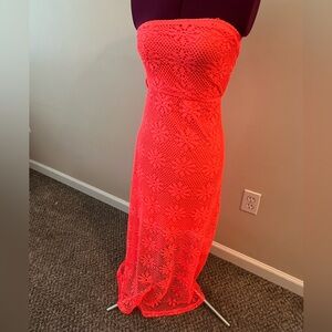 Elegant Coral Lace Strapless Dress